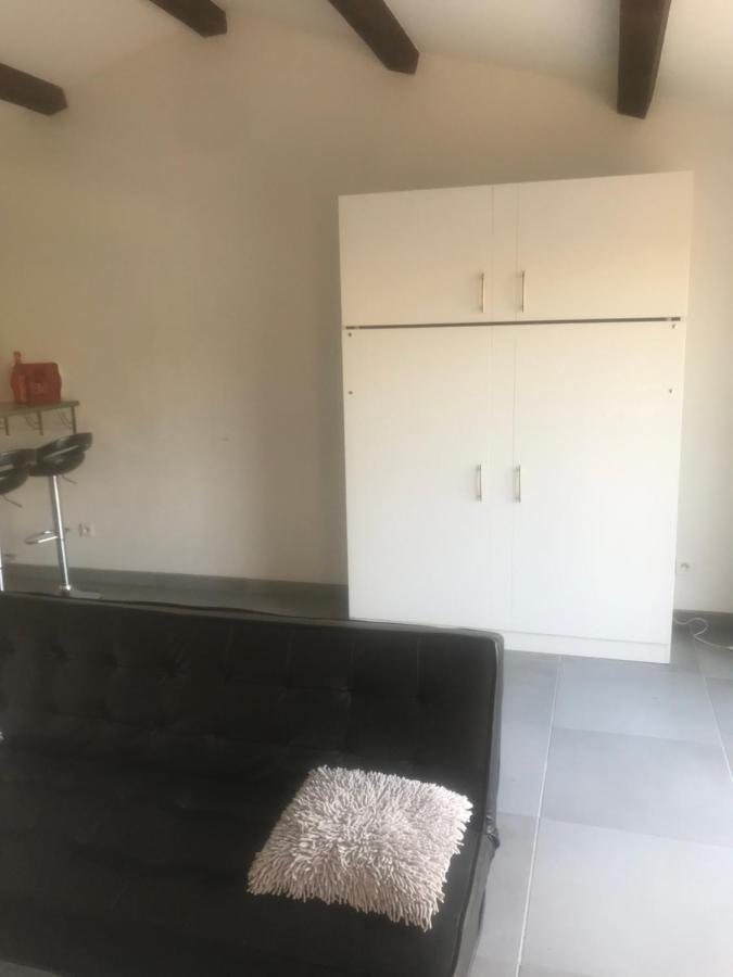 Studio 30 M² Villa Lançon-Provence Esterno foto